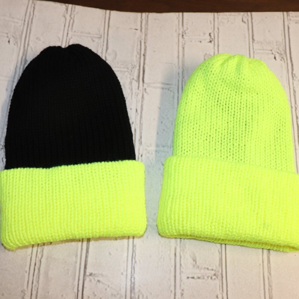 ⚡ Reversible Neon Yellow & Black Knit Beanie – Handmade · Women’s Medium